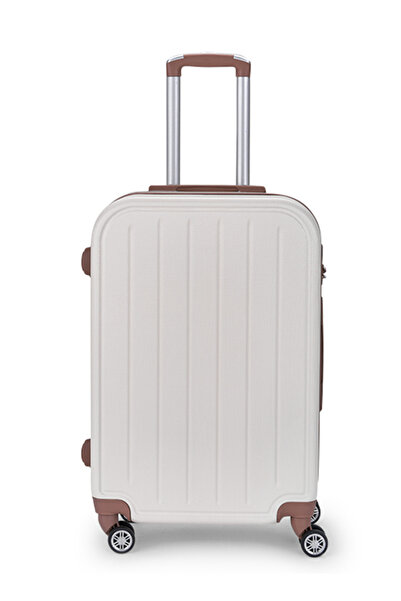LİMRA A travel bag set consisting of 4 luggage bags in various sizes, made of strong and lightweight materials.