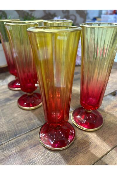 star glass Yellow Red Coffee, That Is, the Cup