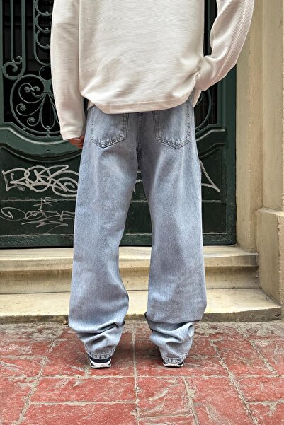 Flaw Wear Ripped Detail Baggy Jean