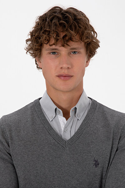 U.S. Polo Assn. Men's Gray Melange Basic Sweater 50313662-Vr086