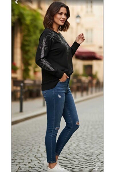 Aylin Güncüoğlu Round Necklace with Stone Print on the Front and Sleeves Sports Combed Cotton Blouse