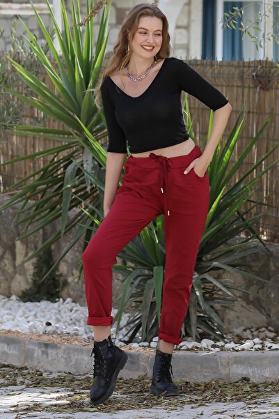 della moor Women's Red Italian Straight Pants