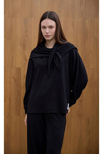 Birgül Bektaş Black Shawl Detailed Sweatshirt