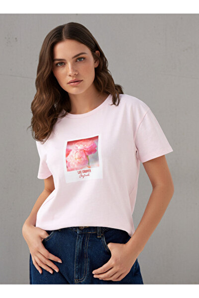 Lee Cooper تي شيرت قطني بقصّة عادية وطبعة زهور