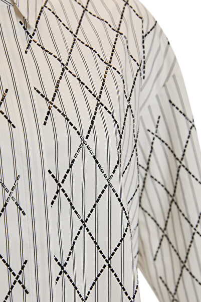 Exquise Long Sleeve Regular Woven Shirt with Geometric Embroidery Detail