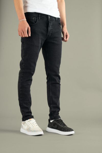 bombe Men's Slim Fit Lycra Treaded Jeans