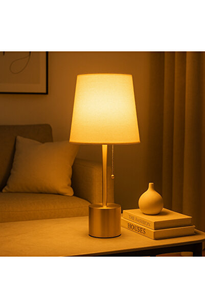 Hero Gensik Modern Table Lamp