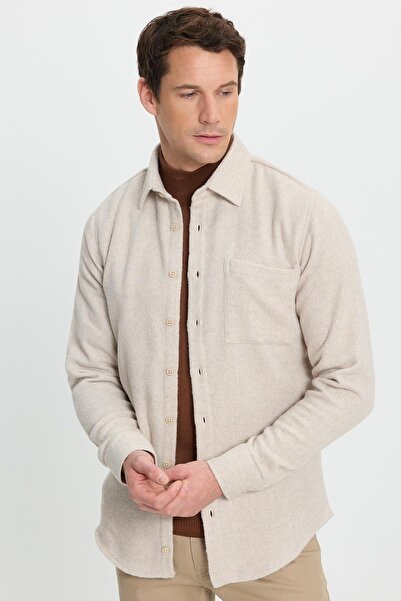 Tudors Men's Slim Fit Slim Fit Dobby Lumberjack Pocket Sport Collar Ecru Shirt