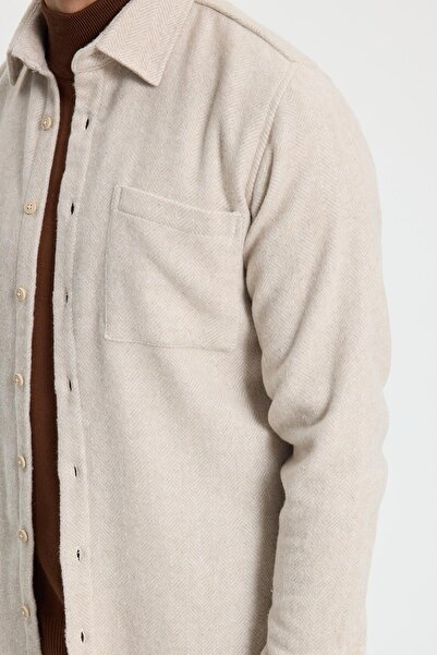 Tudors Men's Slim Fit Slim Fit Dobby Lumberjack Pocket Sport Collar Ecru Shirt