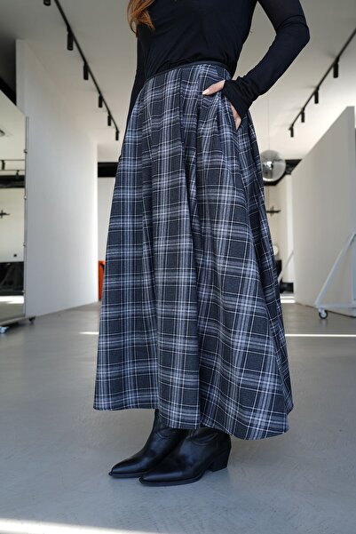 Özge Özgenç Waist Part Piped Plaid Skirt