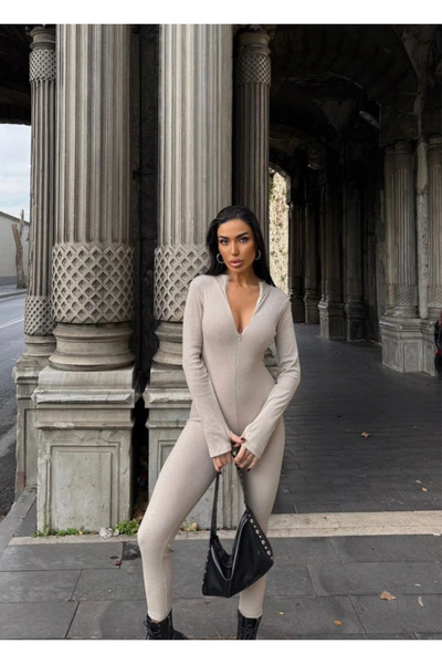 GENCULUS Woman's Ribbed Knit fabric zipper detailed jumpsuit