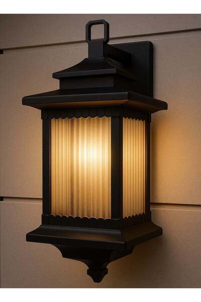 genernic Classic Outdoor Wall Sconce – E27 Bulb Base – Weatherproof Design