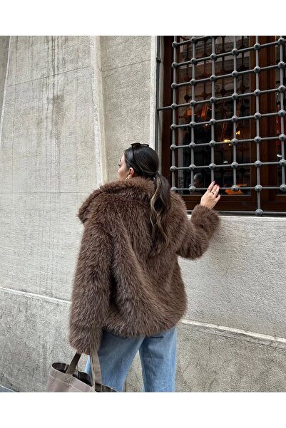 Queensland Non-Shedding Women's Fur Oversize Coat – Trendy Fashion, Comfortable Fit and Elegant Winter Coat