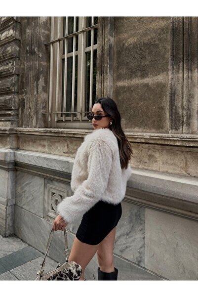 Queensland Non-Shedding Fashion Women's Fur Crop Coat – Short and Stylish Standing Jacket