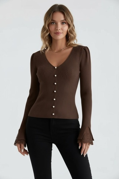 gigigiyim Lace Detail Pearl Button Knitwear Blouse