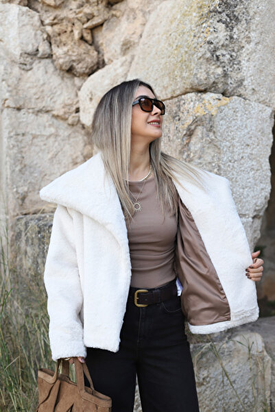 bytugcekaya Ecru Standard Size Wide Collar Snap Fastener Lined Fur