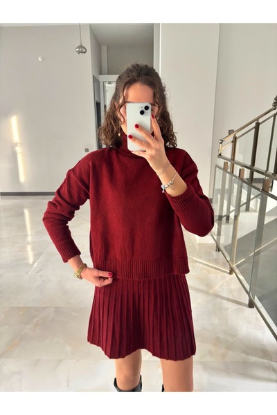 Sude Kızanlıklı High-Necked Sweater with Skirt Knitwear Set