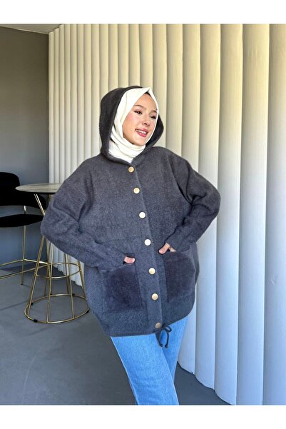 Queensland Women's Oversize Hooded Long Sleeve Knitwear Cardigan