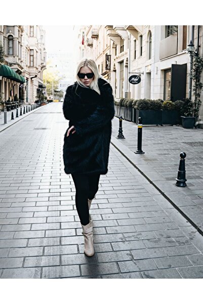 Queensland Women's Fashion Oversize Luxury Textured Anti-Pilling Fur Style Long Coat and Plush Coat