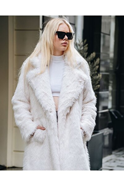 Queensland Women's Fashion Oversize Luxury Textured Anti-Pilling Fur Style Long Coat and Plush Coat