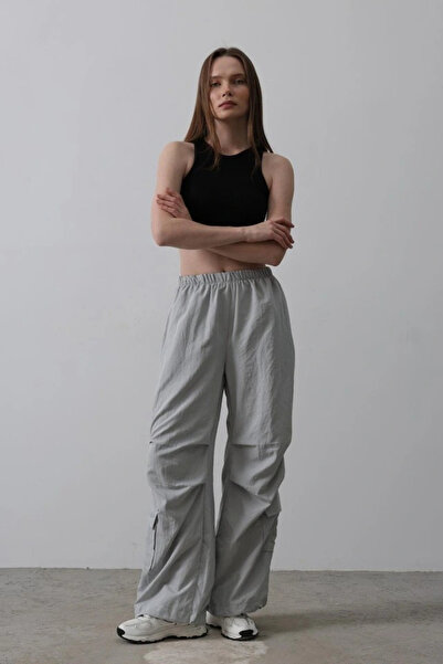 GENCULUS Parachute Cargo Pants Gray