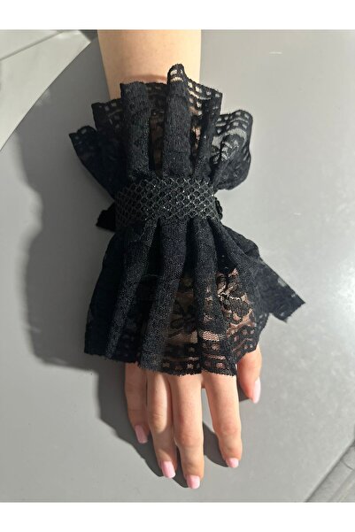 nata LACE CUFFS