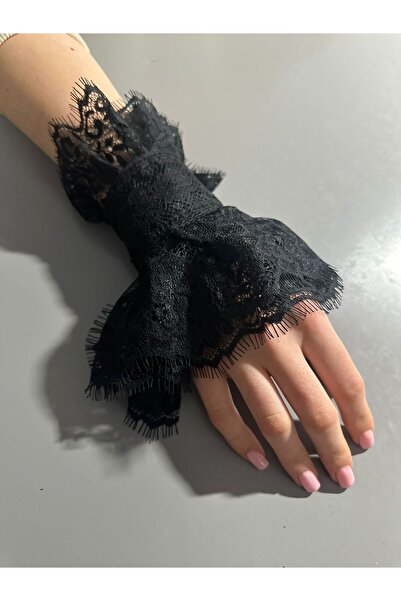 nata LACE CUFFS