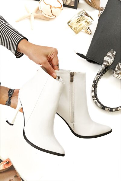TOPUKSESİM Asia Non-Slip Sole White Leather Heeled Boots (8.5 cm)