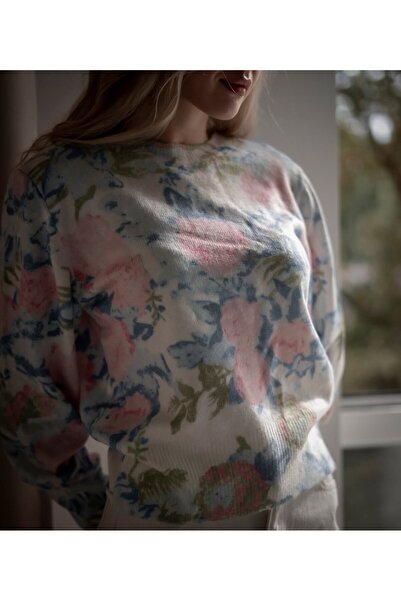 Lavanta Tekstil Crew Neck Floral Patterned Sweater