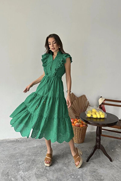 GENCULUS Emerald Ruffled Buttoned Dress