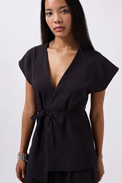 GENCULUS Lace Detail Vest