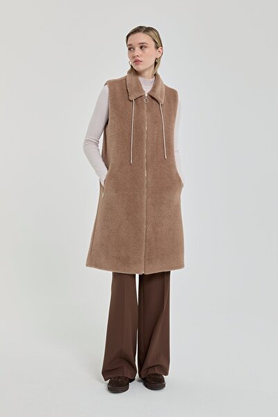 Nihan Parlak Aksesuarlı Angora Yelek Vizon