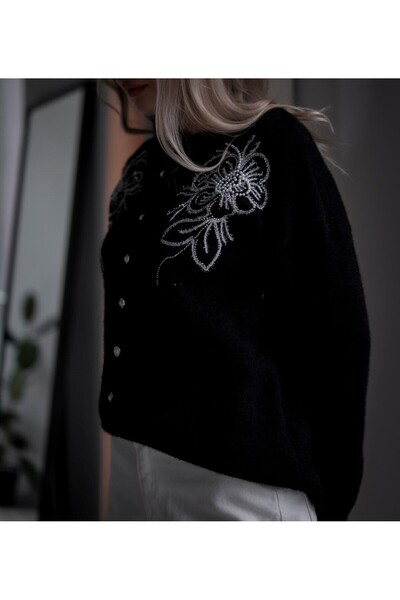 Lavanta Tekstil Beaded Embroidered Pearl Button Cardigan