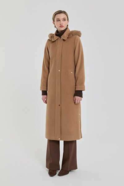 Nihan Büyük Beden Kürk Kapşonlu Kaban Camel