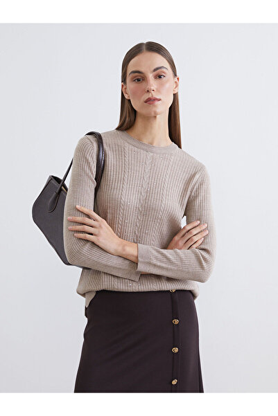 LC Waikiki طاقم الرقبة سترة تريكو المرأة منقوشة الذاتي