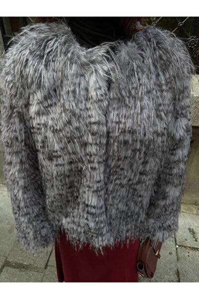 A&O Style Women's Oversized Patterned Extra Soft Textured Fur Coat