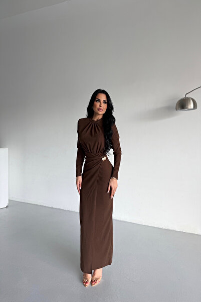 kamacibutik Φόρεμα με λαιμόκοψη και πλαϊνή πόρπη ειδικής σχεδίασης καφέ