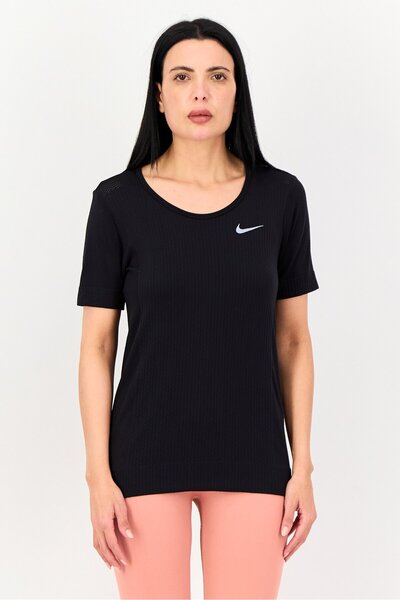 Nike Women Slim Fit Short Sleeve Training T-Shirt, Black