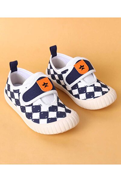 Cute Walk by Babyhug Casual Shoes with Velcro Closure & Checks Design - Navy Blue & White