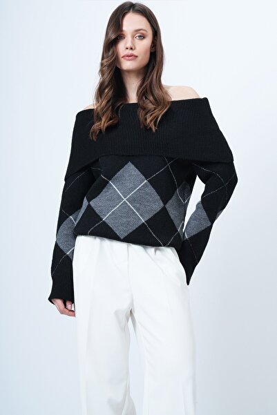 VAGGON Women's Black Madonna Collar Diamond Pattern Knitwear Sweater Vs01522