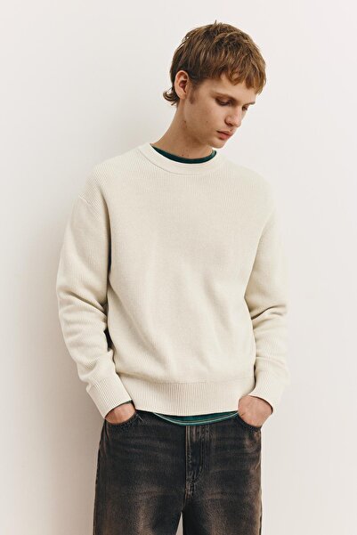 Pull & Bear Structured round neck sweater