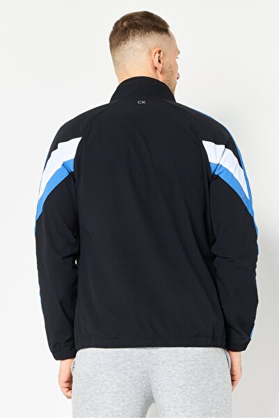 Calvin Klein Men Sportswear Fit Long Sleeve Outdoor Windbreaker Jacket, Multicolor