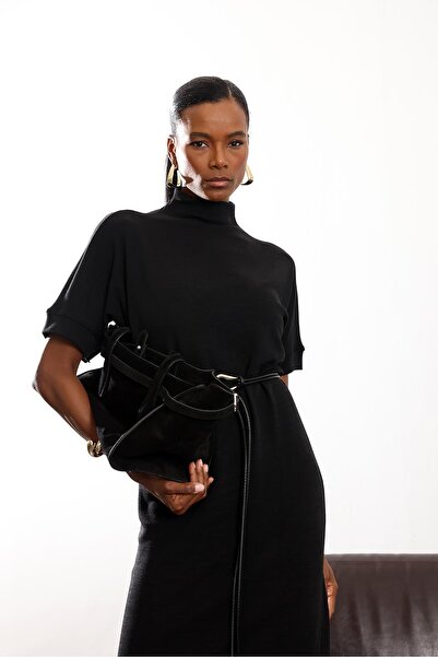 5in1Canpolat Μαύρο φόρεμα ψηλός λαιμός από ύφασμα πικέ 11052