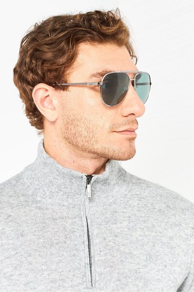 Guess Men GU00209 08V Oval Sunglasses, Black