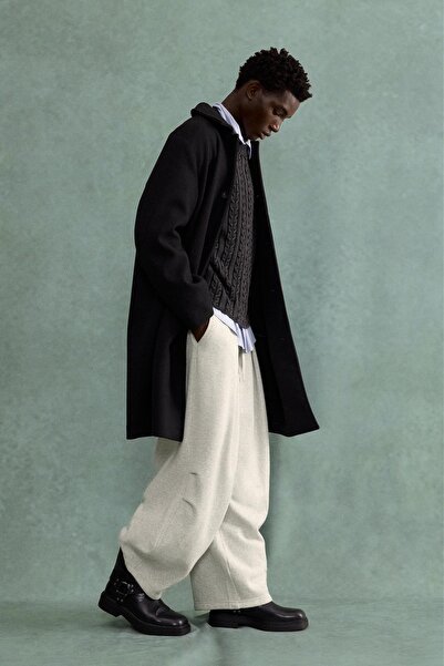 Pull & Bear Pili detaylı spor eşofman altı