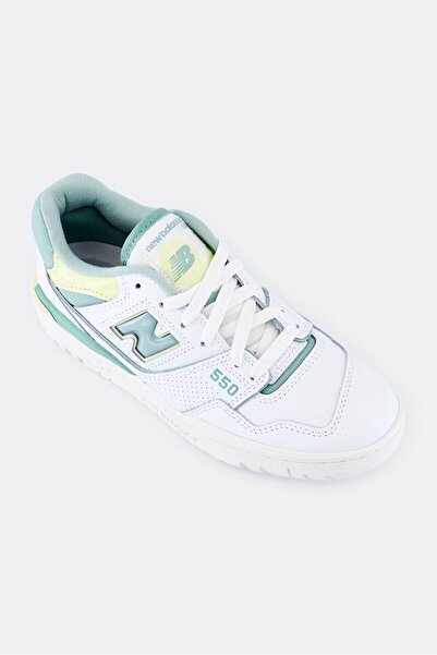 New Balance حذاء نسائي خارجي برباط BBW550EB، أبيض