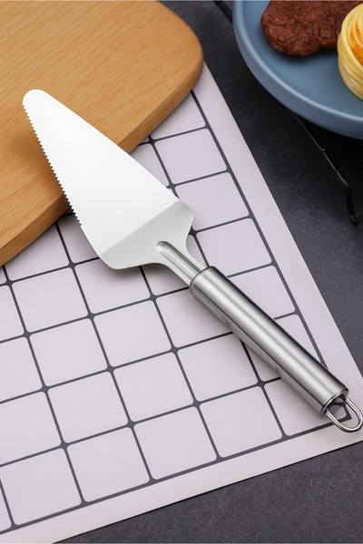 Orvila Stainless Steel Multi-Purpose Cake & Pizza Spatula - Slicing and Serving - Serrated