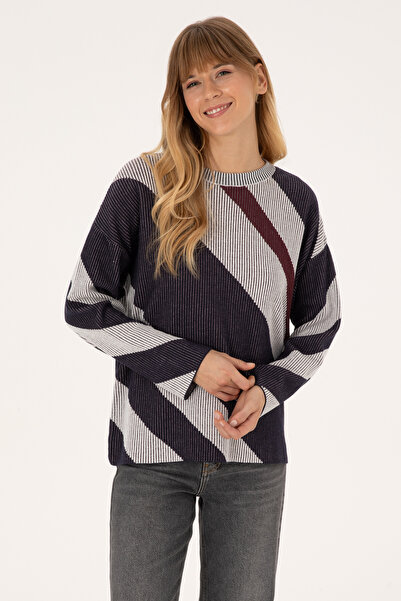 U.S. Polo Assn. Women's Cream Crew Neck Sweater 50309642-Vr256