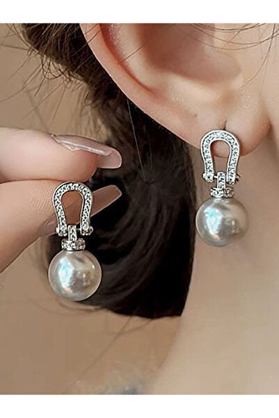 Styli أقراط متدلية من اللؤلؤ الصناعي