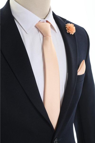 Brianze Salmon Tie Handkerchief Collar Flower Set